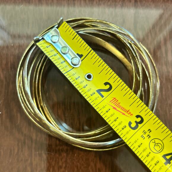 Vintage Interlocking Gold Tone Bangle Bracelet – Set of 9 Bands - Picture 9 of 10